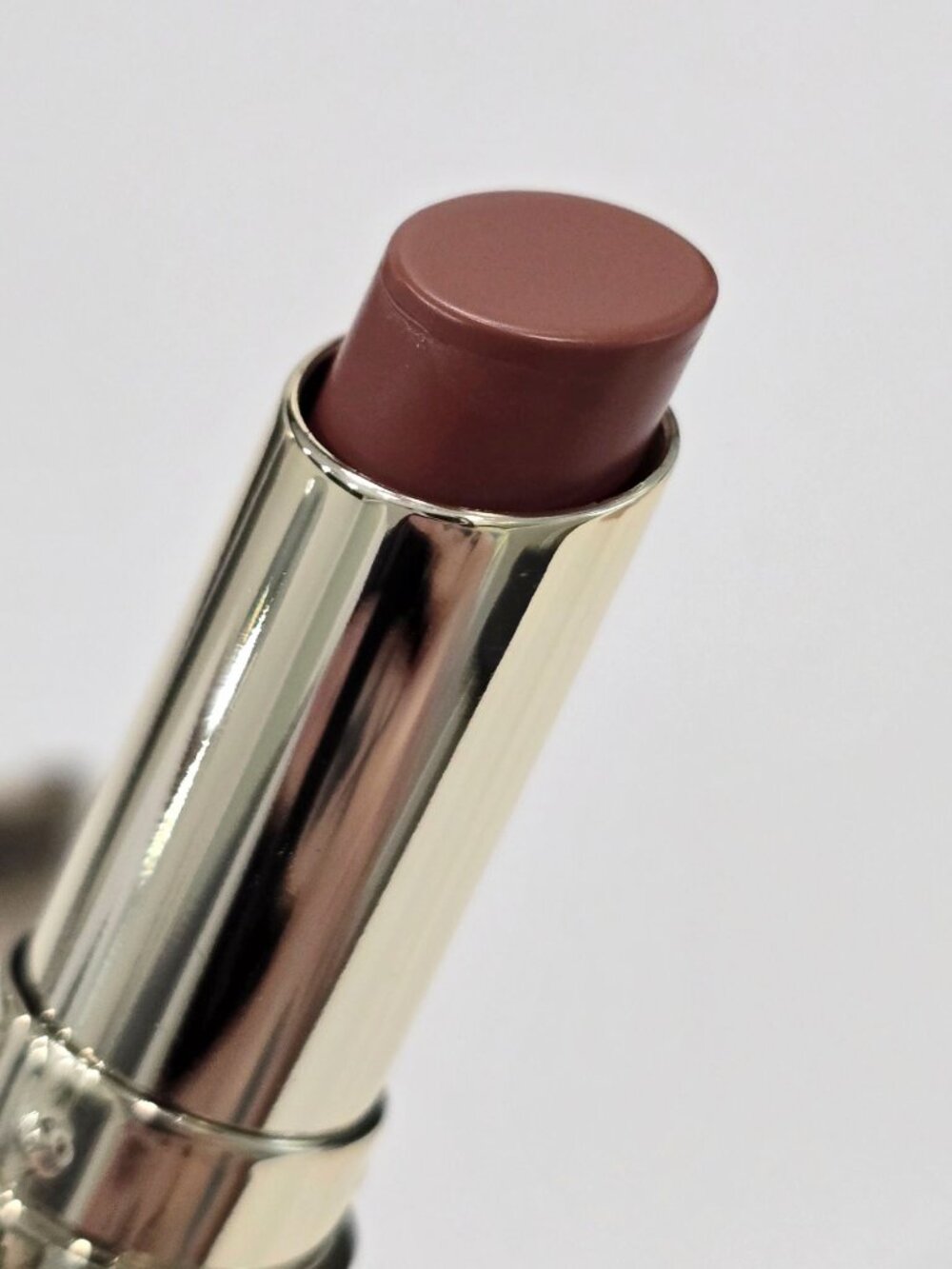 Mischo Beauty ✦ Lip Shine Balm ✦ Nude Brown Sheer Finish 2.8g Hydrating Glossy - Picture 6 of 8
